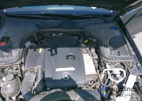 2017 Mercedes-Benz E 300 4Matic z USA, uszkodzony, nr VIN WDDZF4KB5HA171172